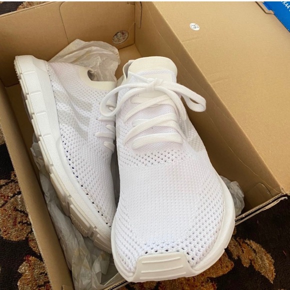 Adidas swift run pk white. - Picture 3 of 3